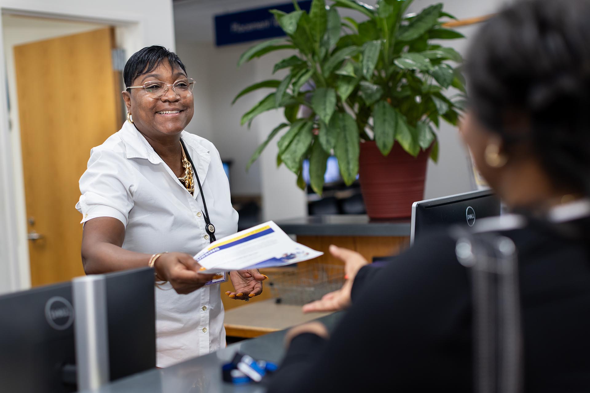 A student registers for classes at CT State Capital