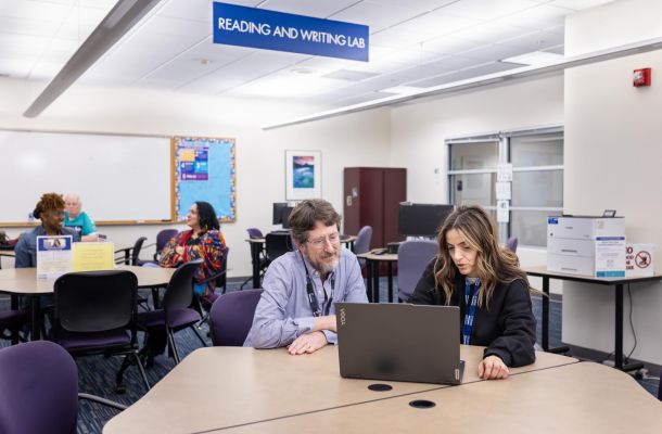 Students and participants gathered at the Connecticut State Capitol during CT State press event.